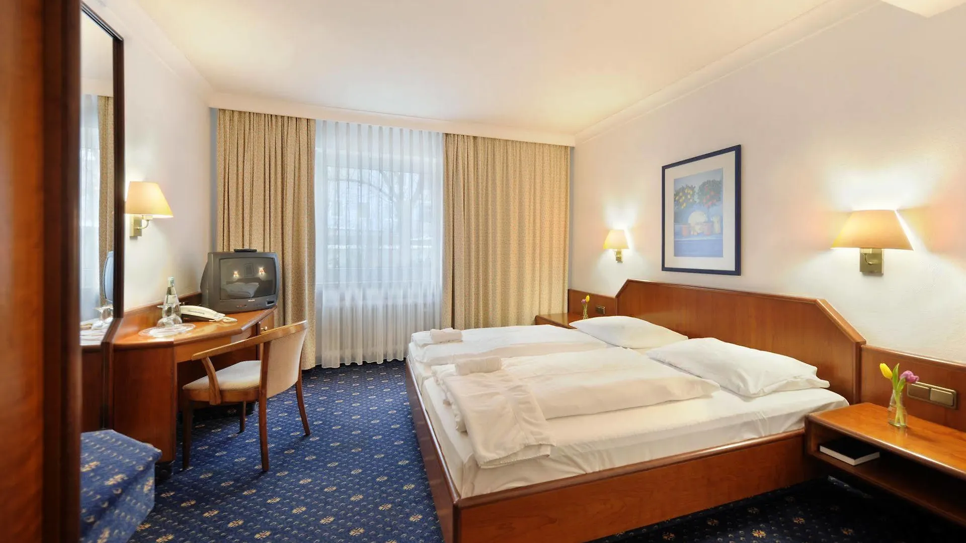 Ambassador Parkhotel Mnichov 3*,  Německo